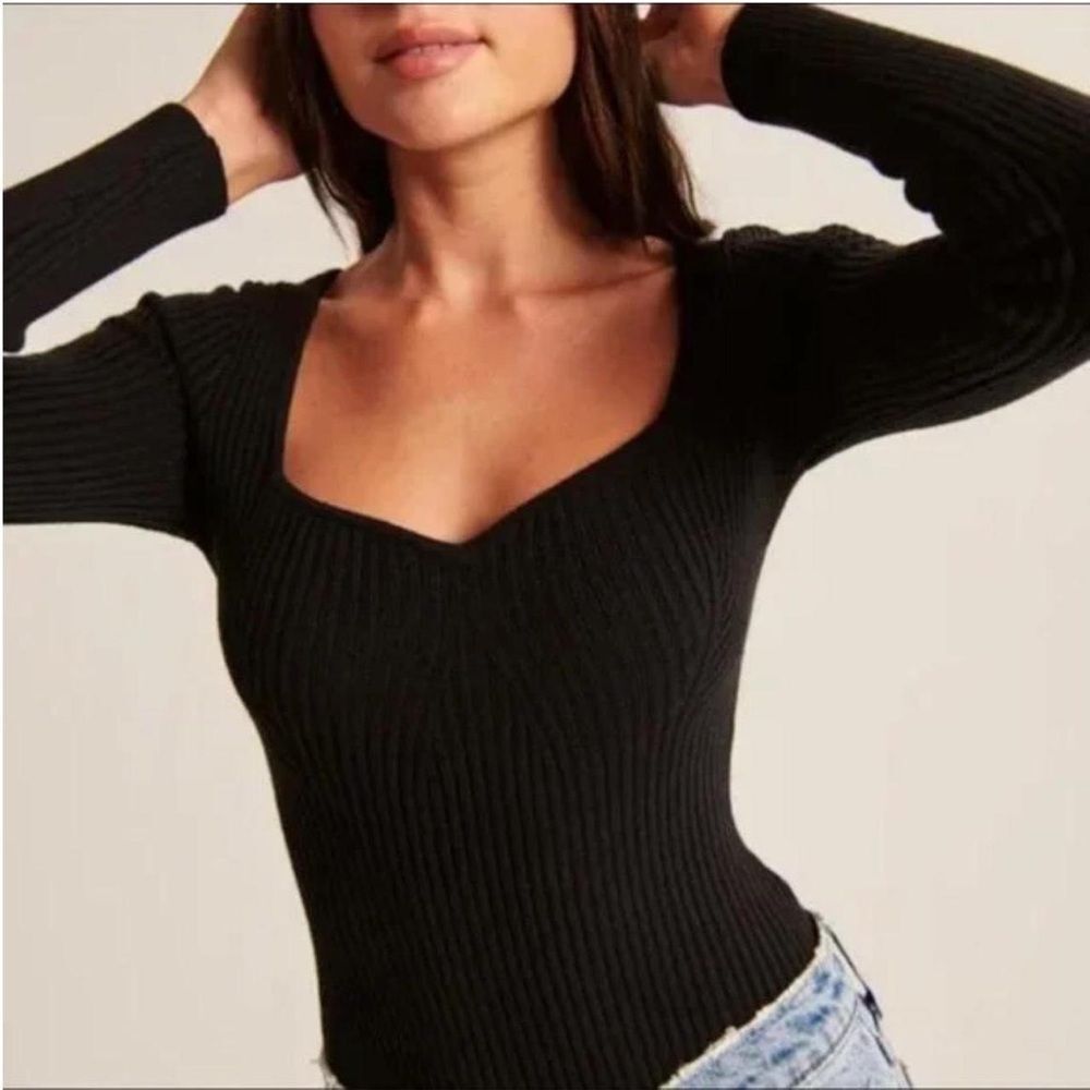 Abercrombie Black Ribbed Knit Long Sleeve Body Suit Sweetheart Neck - Size S